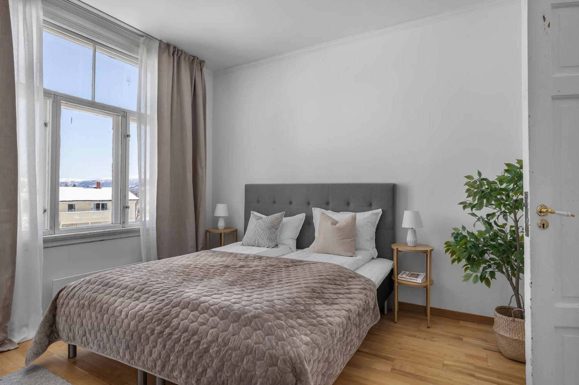 Lovely City Center Apartment With Amazing Views And Free Parking! Tromsø Buitenkant foto